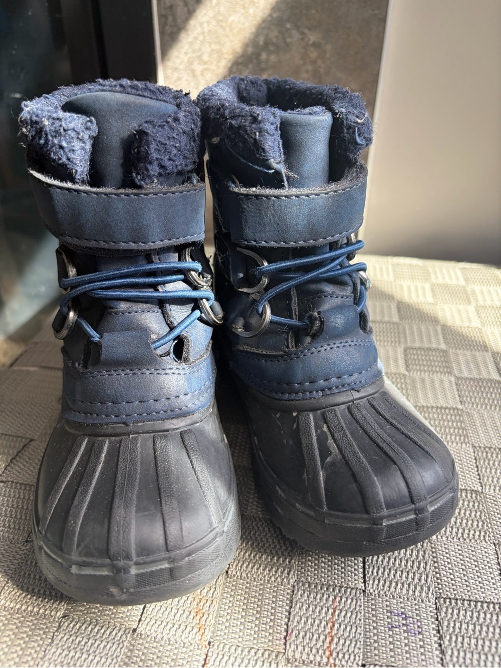 Joe Fresh Navy and Black Kids Waterproof Snow Boots